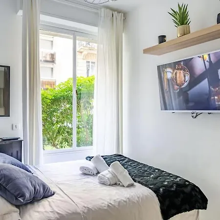 Cozy Studio Near The Eiffel Tower Paris Exterior photo